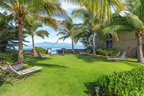 Terrace/patio - Enjoy stunning partial ocean views in this 2BR Lahaina condo at Maui Sands. (Lahaina)