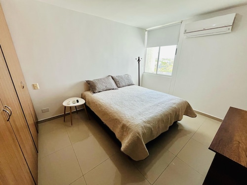3-bedroom apartment in enjoyable Barranquilla with AC for relaxing stays