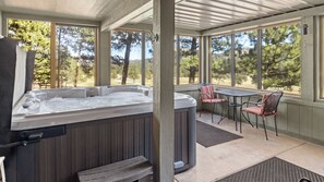 Tina de hidromasaje interior