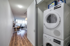 Interior - The Waterfront Suites (Toronto)