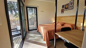 1 chambre, coffres-forts dans les chambres, bureau