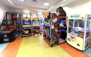 Games room - Located 15 from Disney and 25 to universal. Amazing and comfortable townhouse (Davenport)