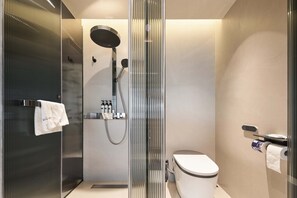 Bathroom - Santa Monica Seaview Vacation Home (Shenzhen)