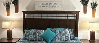 Spacious & Modern 3BR Townhouse