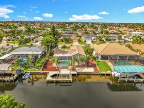 Exterior - Heated Saltwater Pool, 3 Bed, 2 Bath Joyful Waterside (Cape Coral)