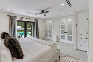 3 bedrooms, desk, iron/ironing board, free WiFi - FIFA Perfect 19KM | Hollywood Palms: Mins to beach, Pool-Spa, BBQ (Hollywood)