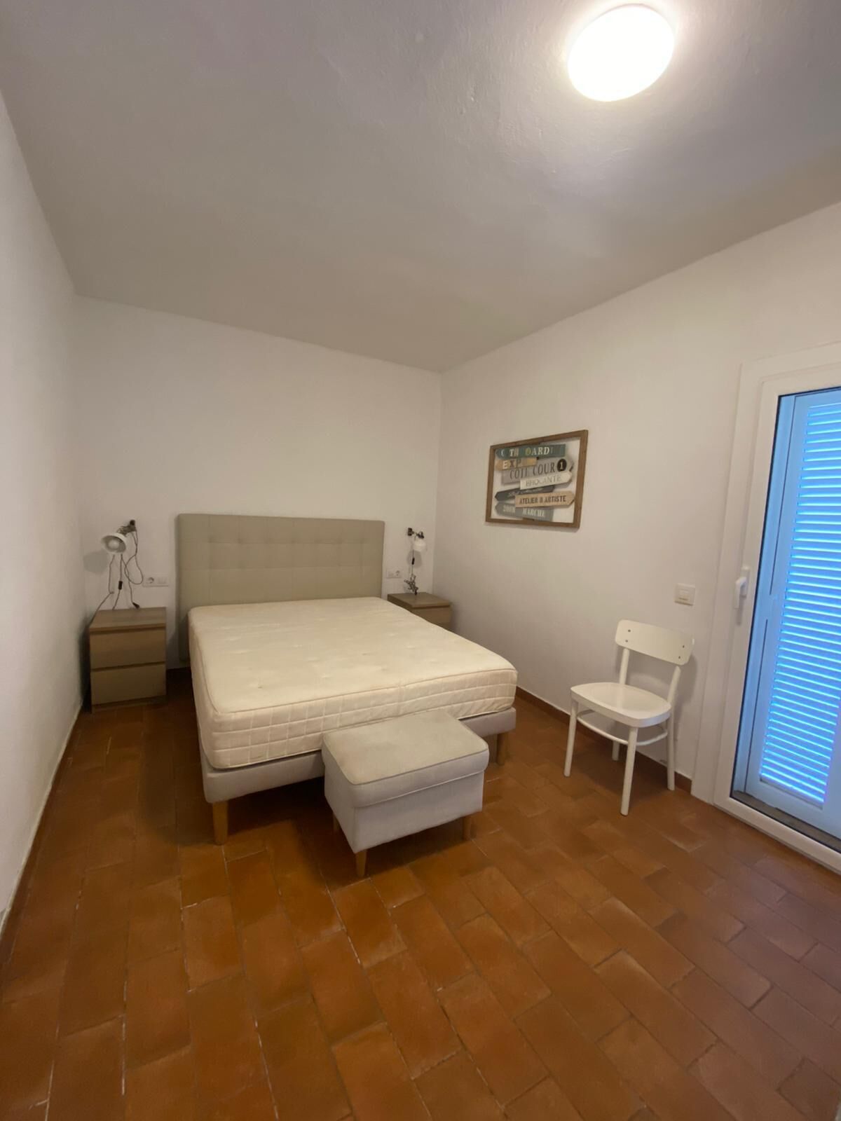 3 dormitorios, tabla de planchar con plancha, Internet y ropa de cama