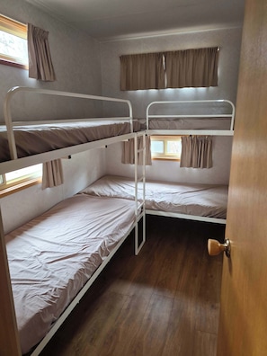 Cabana, varanda, vista para o lago (2 Bedroom Lakeview D2456)