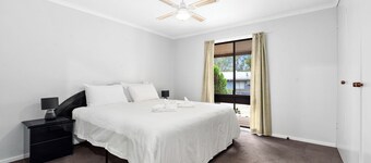 Tiny Away Escape at Laanecoorie Lakeside