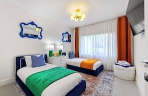 4 Schlafzimmer, Bügeleisen/Bügelbrett, Internetzugang, Bettwäsche