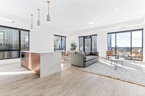 TV, offices - 1 Bed |Balcony| Near Down town (Minneapolis)
