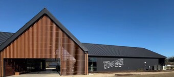 Explore Troy from this central location - Easy Walk to Distillery