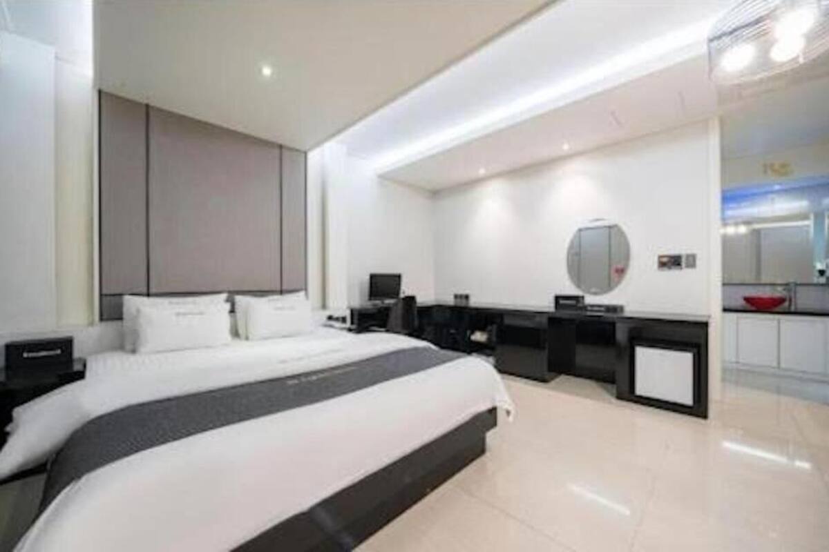 غرفة ديلوكس مزدوجة - منظر للمدينة | واي فاي مجانًا