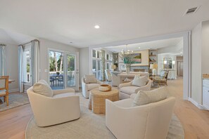 Smart TV - Family Getaway, Newly Renovated Sea Pines Oasis (Hilton Head Island)