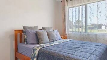 4 bedrooms, free WiFi, bed sheets