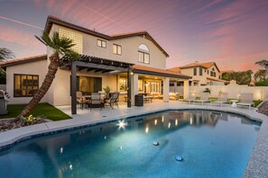 A heated pool - Scottsdale Grand Getaway with Private Yard, Heated Pool, Billiards, and Putting Green (Scottsdale)