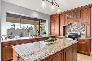 Fridge, microwave, oven, stovetop - Scottsdale Grand Getaway with Private Yard, Heated Pool, Billiards, and Putting Green (Scottsdale)