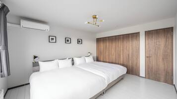 LÀgenhet | Skrivbord, strykjÀrn/strykbrÀda och gratis wi-fi