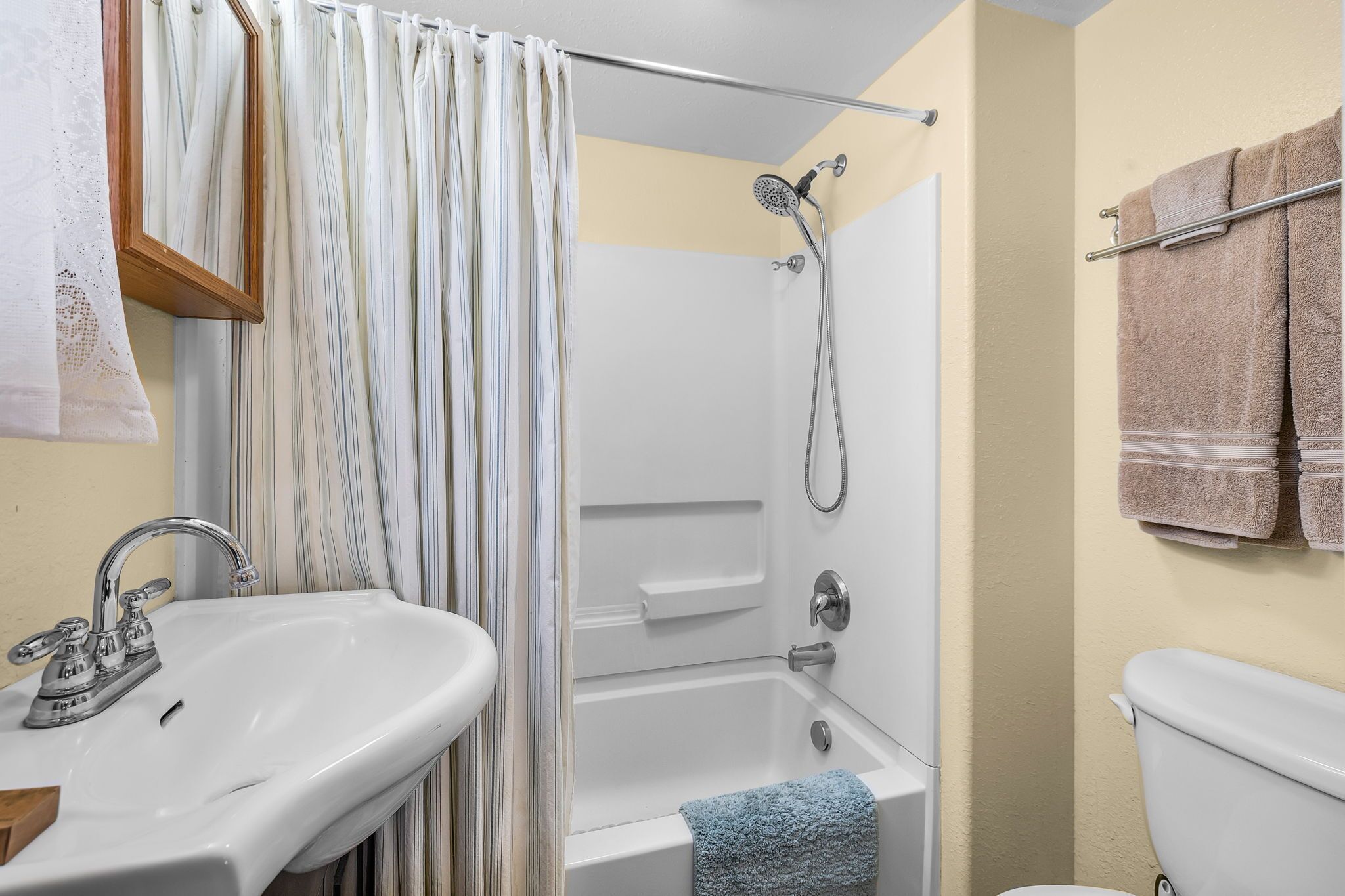 Towels, soap, toilet paper