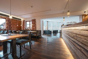 Dining - Holiday apartment with wellness area (Brand bei Bludenz)