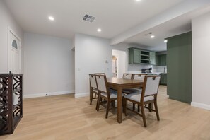 Dining - Charming Crafstman home (San Diego)