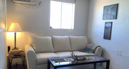 Iconic Apache Motel 1 bedroom suite pet friendly ground floor