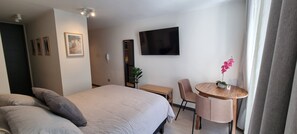 1 bedroom, iron/ironing board, free WiFi, bed sheets - Cozy and modern 1-bedroom apartment with AC in Santiago near to metro (Santiago)