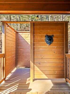 Exterior detail - Private Oasis, Family & Pet Friendly, Bordering National Forest and Trails. (Ellijay)