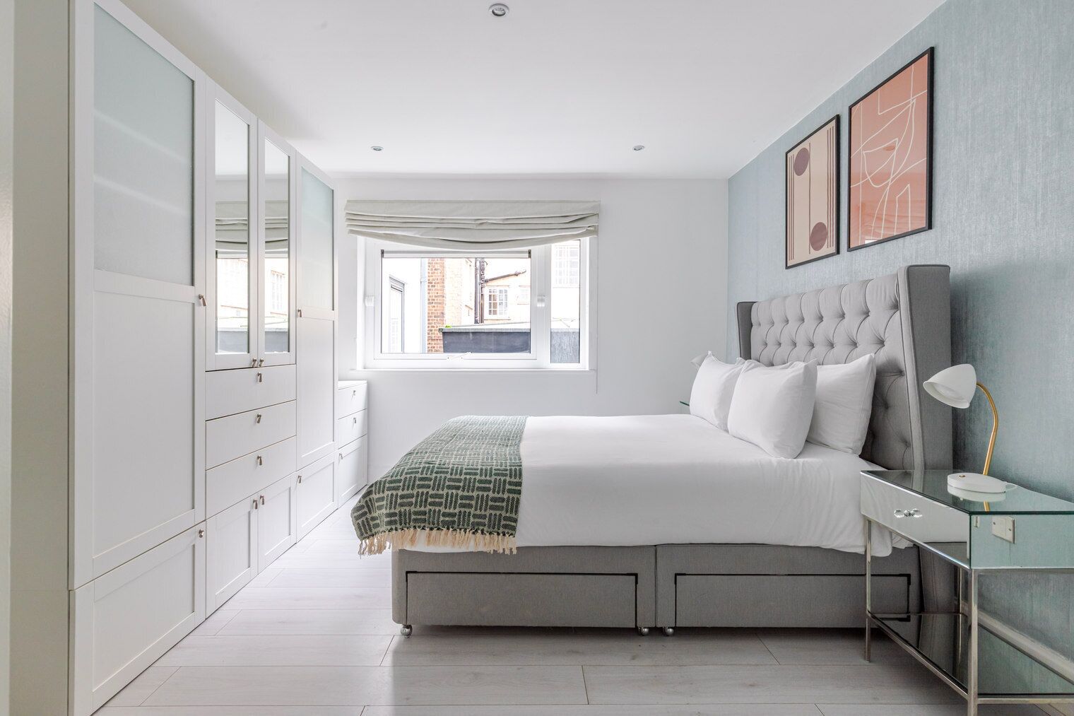 熨斗/熨衫板、Wi-Fi、床單