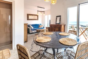 Interior - Fener de Dalt 86.1 - Beautiful apartment with view (Llança)