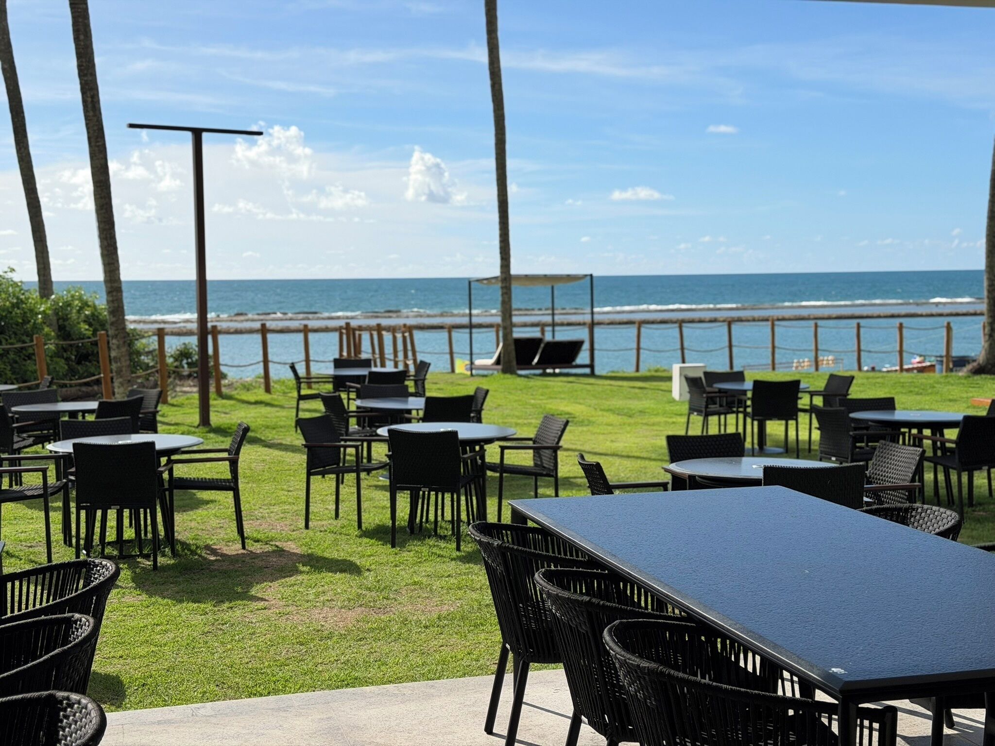 Café da manhã com buffet todos os dias mediante uma taxa