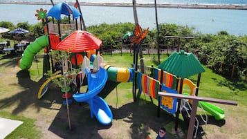 Quarto temático infantil