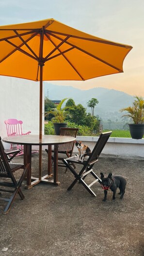Pet-friendly - Villa Feridys (Banjaran)