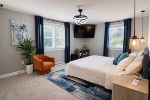3 chambres, fer et planche à repasser, Wi-Fi, draps fournis