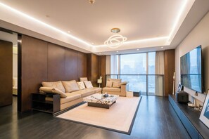 Luxury-Apartment, Stadtblick | Wohnbereich