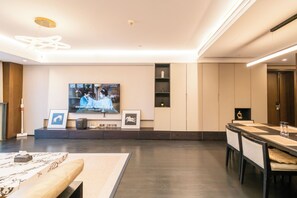 Luxury-Apartment, Stadtblick | Innenbereich