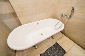 Luxury Apartment, City View | Bathroom | Slippers - Zhome-Three Bedroom Luxury Suite3 (Shanghai)