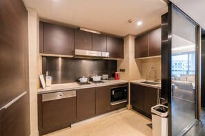 Luxury Apartment, City View | Private kitchen - Zhome-Three Bedroom Luxury Suite3 (Shanghai)