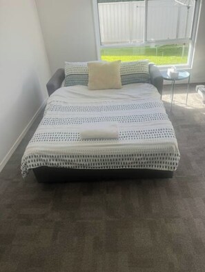 Interior - Misons Guesthouse (Mollymook Beach)
