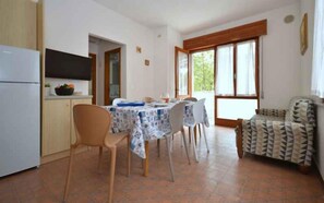 Dining - Holiday apartment with air conditioning and balcony (Lignano)