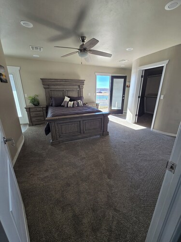 Spacious 4-bedroom condo with a view in at Eufaula Lake!