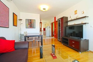 TV - Holiday apartment mit Klimaanlage und WLAN (Valbandon)
