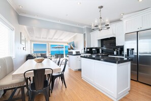 Fridge, microwave, oven, stovetop - 6BR Beachfront Retreat, Patio and Balcony on the Sand w/ Gorgeous Ocean Views! (Newport Beach)