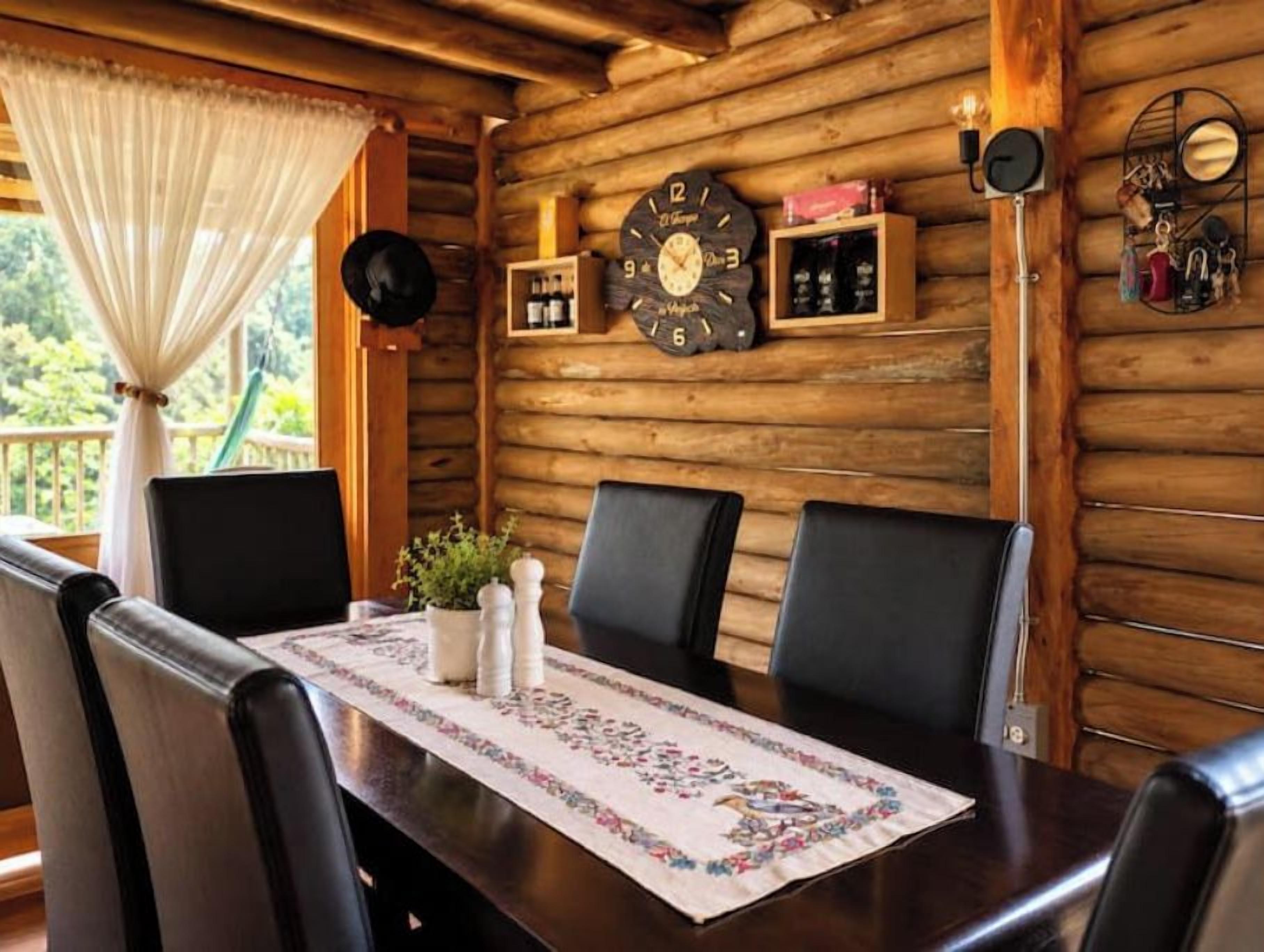 Ruokailu