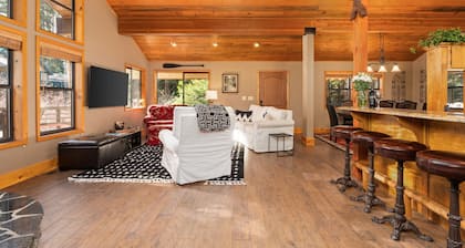 Peaceful Cabin Getaway in the Heart of Shaver Lake