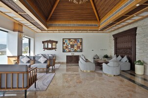 Sala de estar en el lobby