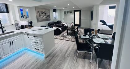Luxury 2BR/2BA Modern B Apartment in Ajax, Toronto