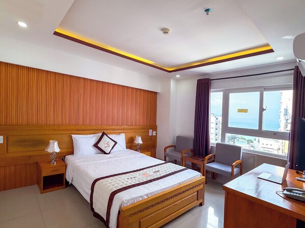 Standard Double Room, City View | Desk, free WiFi