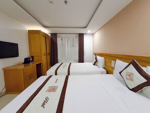 Standard Twin Room | Desk, free WiFi - Quoc Thien Hotel Da Nang (Thanh Khe)