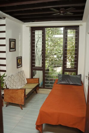 3 chambres, fer et planche à repasser, Wi-Fi, literie fournie